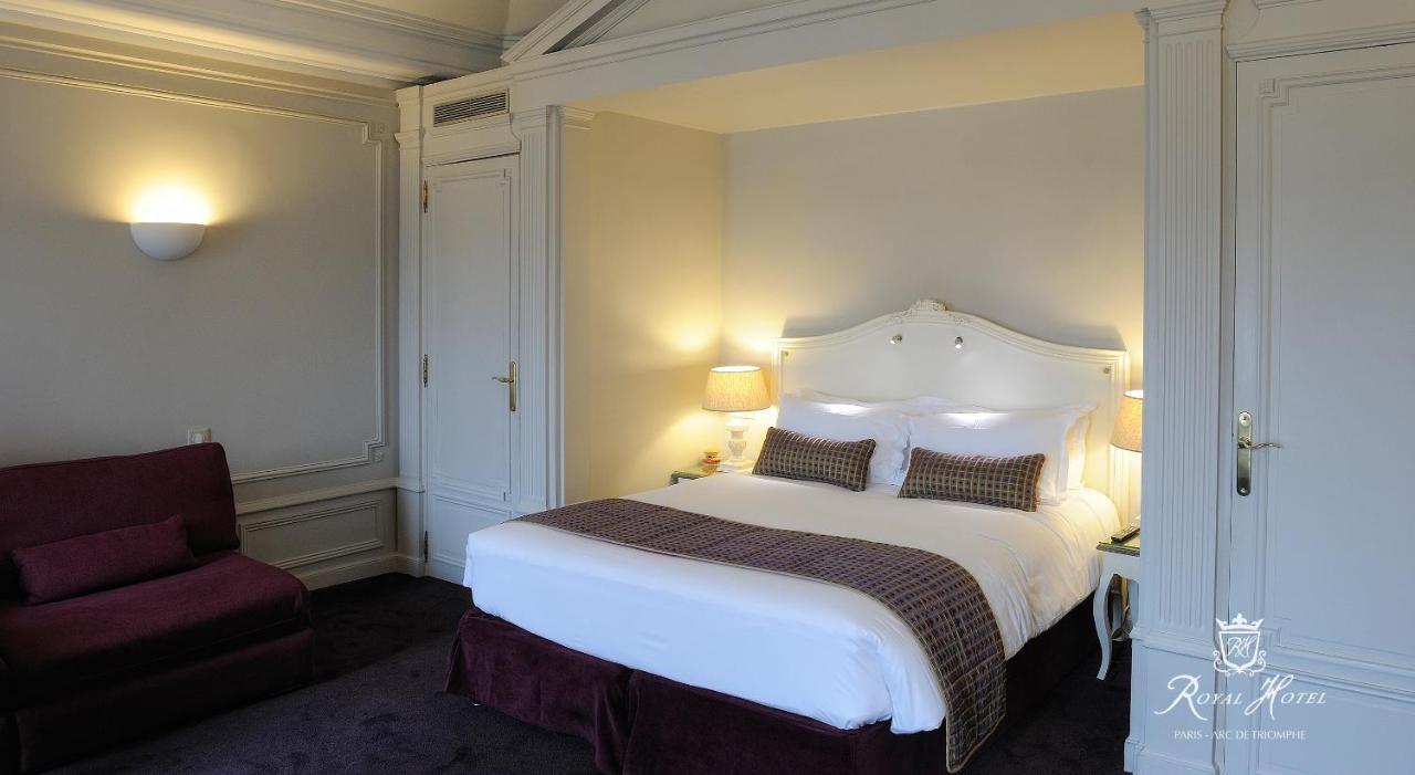 Royal Hotel Paris Champs Elysees Номер фото