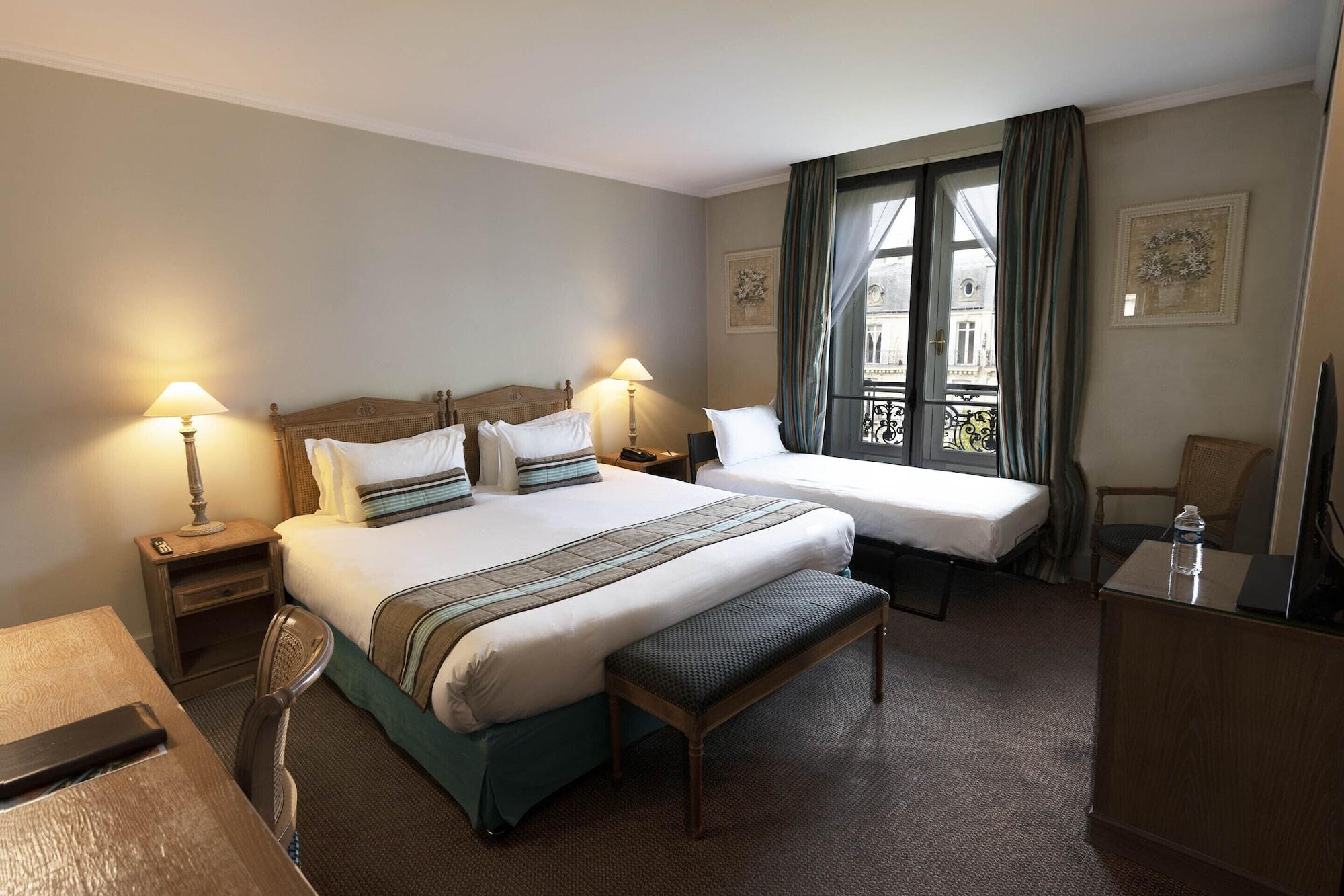 Royal Hotel Paris Champs Elysees Екстер'єр фото
