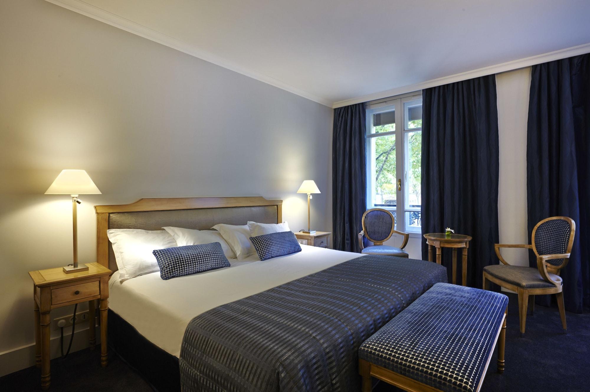 Royal Hotel Paris Champs Elysees Екстер'єр фото