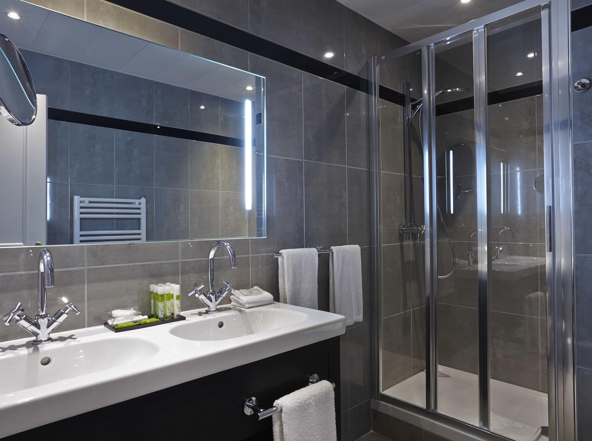 Royal Hotel Paris Champs Elysees Екстер'єр фото